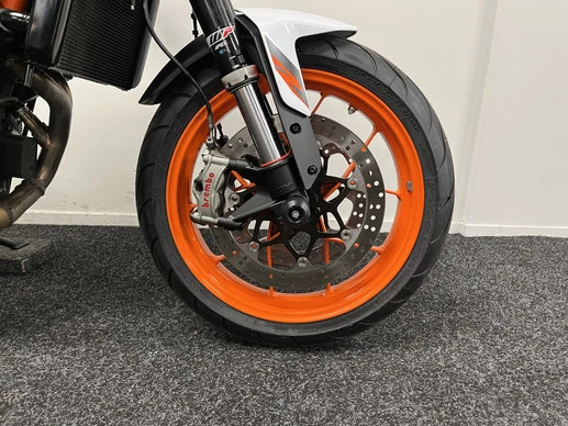 KTM 890 - Afbeelding 6 van 22