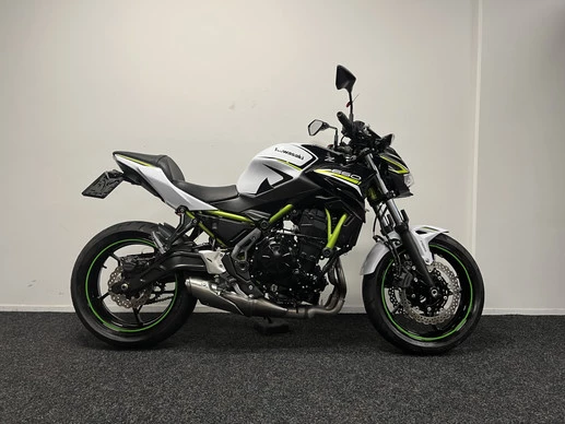 Kawasaki Z650 - Afbeelding 1 van 21