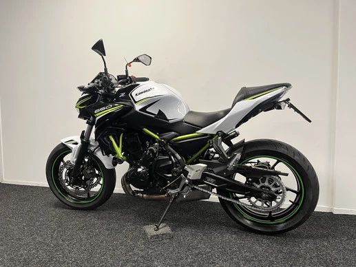 Kawasaki Z650 - Afbeelding 14 van 21