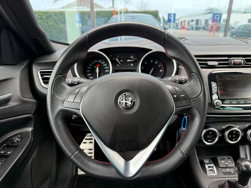 Alfa Romeo Giulietta - Afbeelding 8 van 30