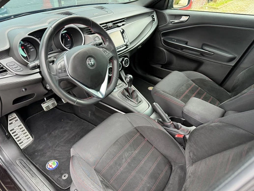 Alfa Romeo Giulietta - Afbeelding 22 van 30