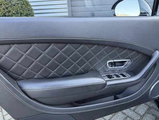 Bentley Continental GT - Afbeelding 11 van 30