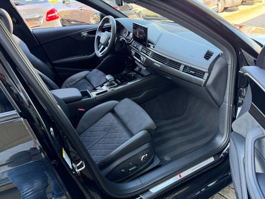 Audi RS4 - Afbeelding 11 van 30