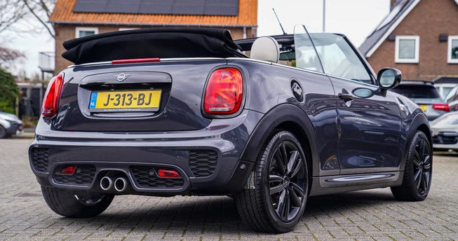 MINI Cooper S Cabrio - Afbeelding 11 van 30