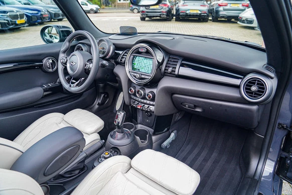 MINI Cooper S Cabrio - Afbeelding 23 van 30