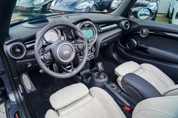 MINI Cooper S Cabrio - Afbeelding 25 van 30