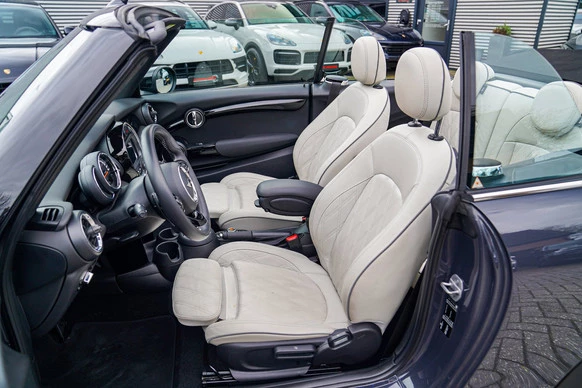 MINI Cooper S Cabrio - Afbeelding 27 van 30