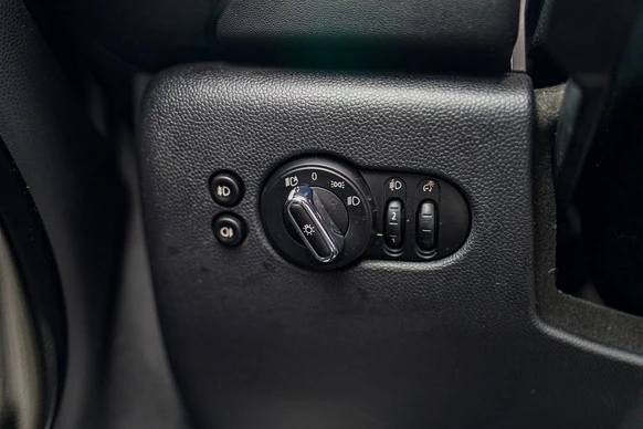 MINI Cooper S Cabrio - Afbeelding 28 van 30