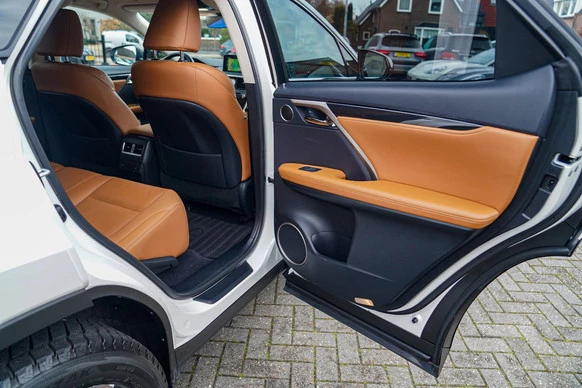Lexus RX - Afbeelding 17 van 30