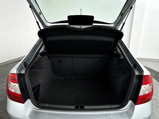 Škoda Rapid - Afbeelding 11 van 30