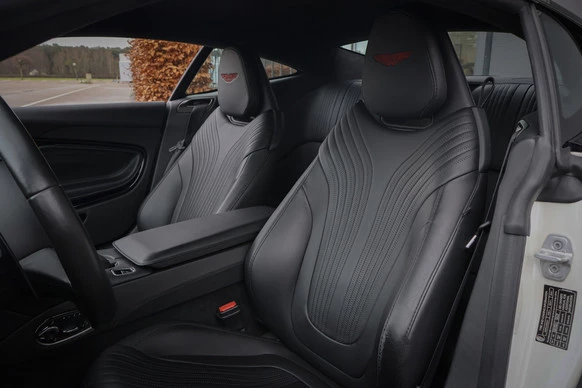 Aston Martin DB11 - Afbeelding 4 van 30