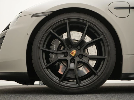 Porsche Taycan - Afbeelding 4 van 30