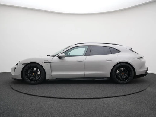 Porsche Taycan - Afbeelding 19 van 30