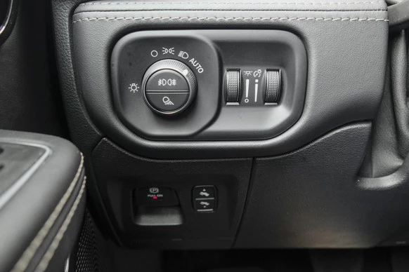 Dodge Ram 1500 - Afbeelding 22 van 30