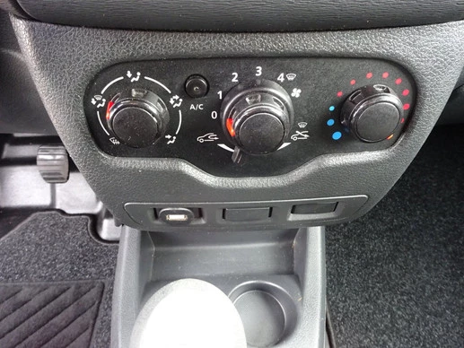 Dacia Dokker - Afbeelding 14 van 24