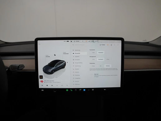 Tesla Model 3 - Afbeelding 22 van 30