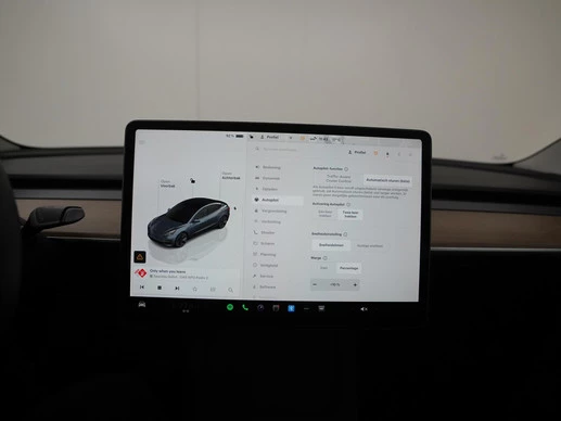 Tesla Model 3 - Afbeelding 23 van 30