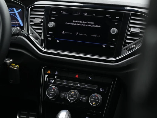 Volkswagen T-Roc - Afbeelding 25 van 30