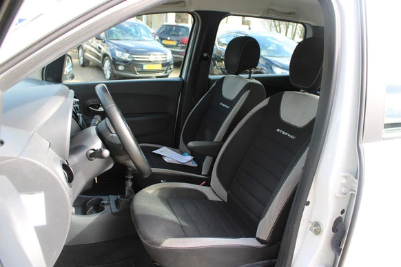 Dacia Lodgy - Afbeelding 6 van 27