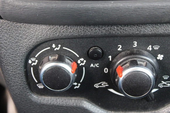 Dacia Lodgy - Afbeelding 15 van 27