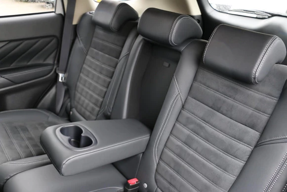 Mitsubishi Outlander - Afbeelding 12 van 28