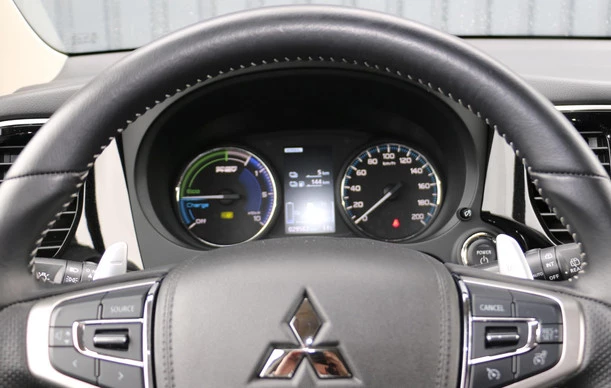 Mitsubishi Outlander - Afbeelding 14 van 28
