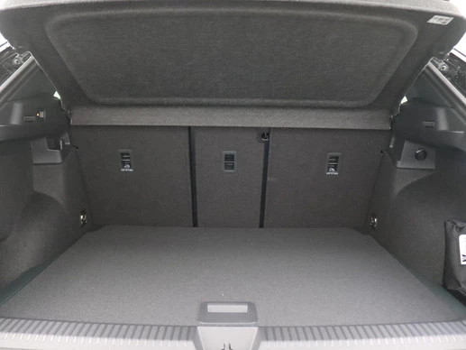 Volkswagen T-Roc - Afbeelding 8 van 30