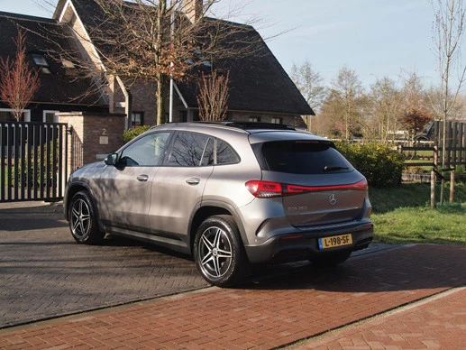 Mercedes-Benz EQA - Afbeelding 8 van 30
