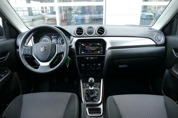Suzuki Vitara - Afbeelding 18 van 25