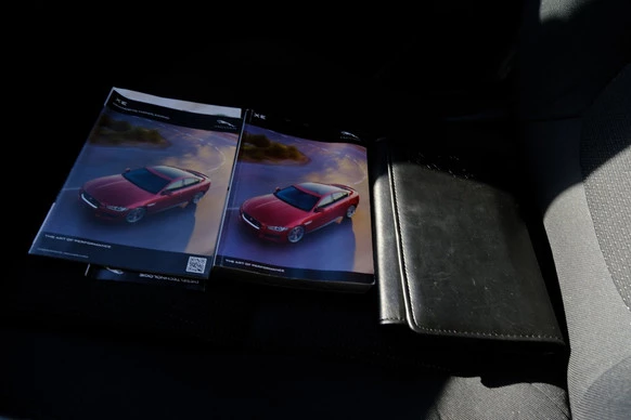 Jaguar XE - Afbeelding 22 van 30