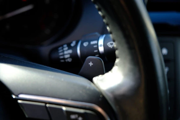 Jaguar XE - Afbeelding 26 van 30