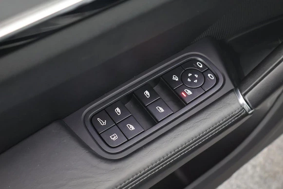 Porsche Cayenne - Afbeelding 17 van 30