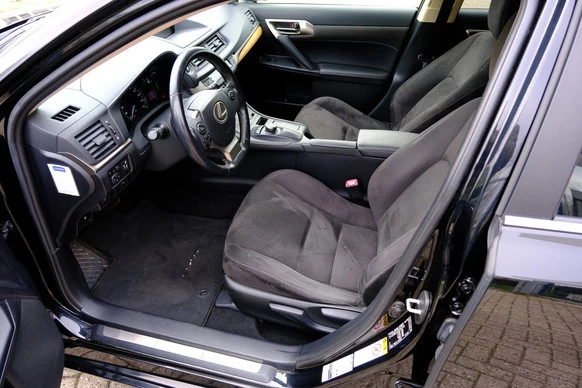 Lexus CT - Afbeelding 2 van 30