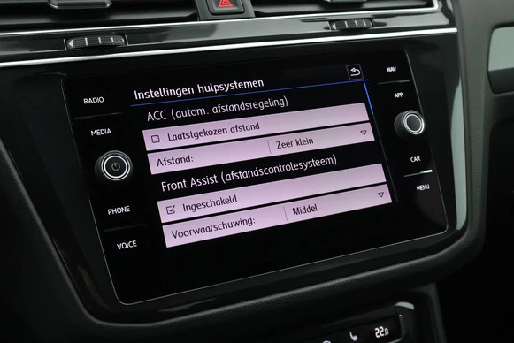 Volkswagen Tiguan - Afbeelding 28 van 30