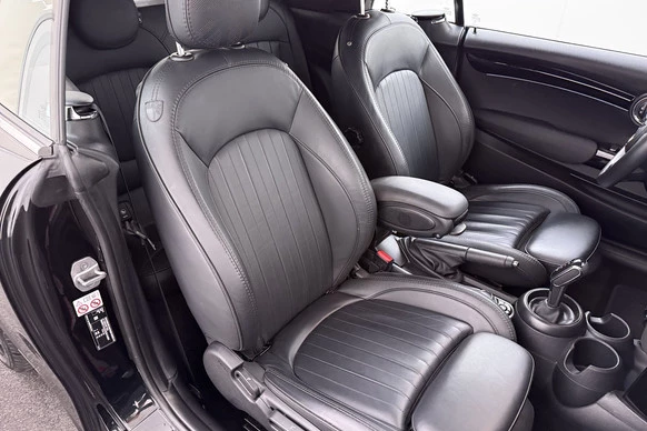 MINI Cooper Cabrio - Afbeelding 15 van 30