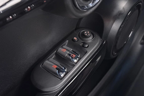 MINI Cooper Cabrio - Afbeelding 17 van 30