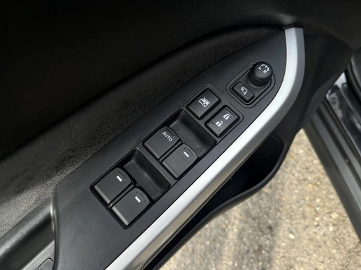 Suzuki Vitara - Afbeelding 18 van 30