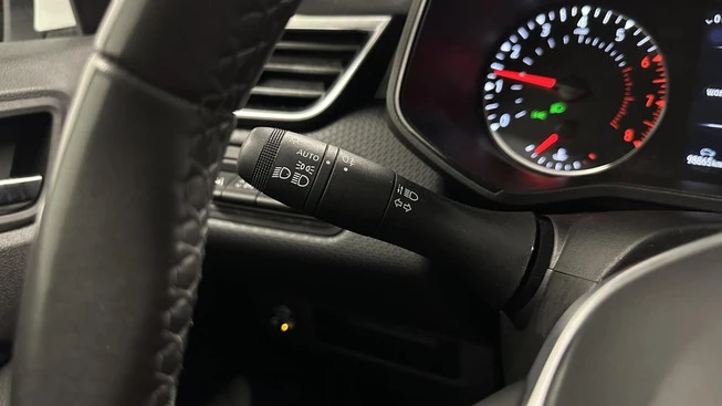 Renault Clio - Afbeelding 27 van 30