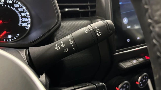 Renault Clio - Afbeelding 28 van 30