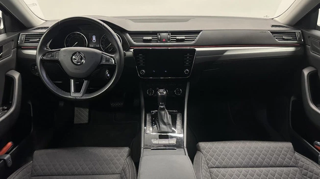 Škoda Superb - Afbeelding 3 van 30