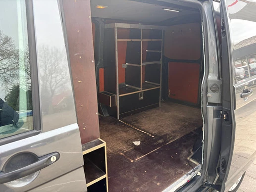Volkswagen Transporter - Afbeelding 22 van 30