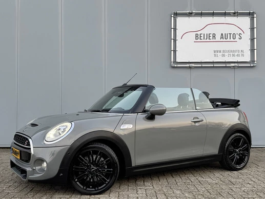 MINI Cooper S Cabrio - Afbeelding 1 van 30