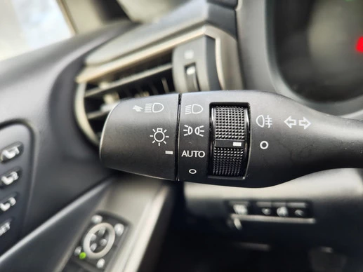 Lexus IS - Afbeelding 11 van 30