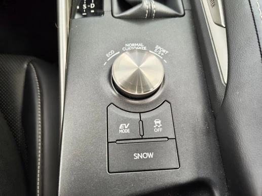 Lexus IS - Afbeelding 22 van 30