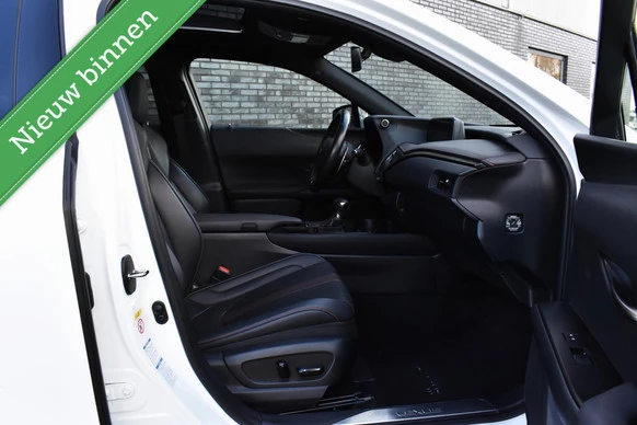 Lexus UX - Afbeelding 16 van 30