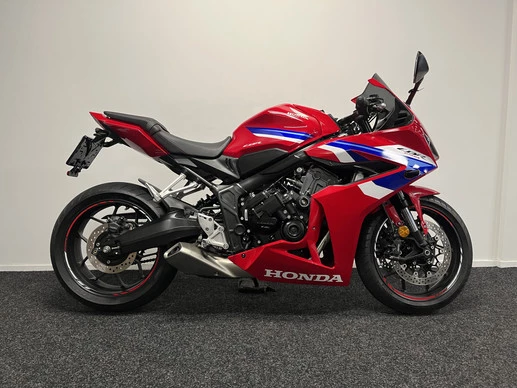 Honda CBR 650 - Afbeelding 1 van 23
