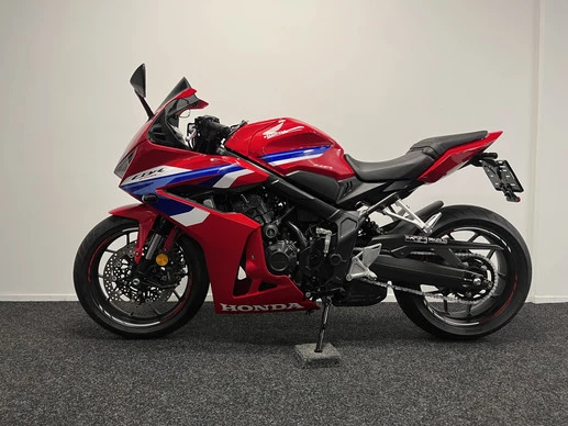 Honda CBR 650 - Afbeelding 14 van 23