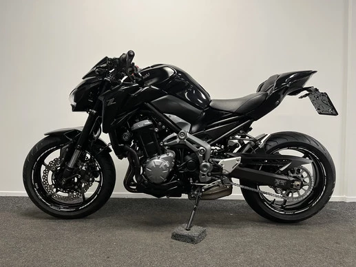 Kawasaki Z900 - Afbeelding 13 van 22