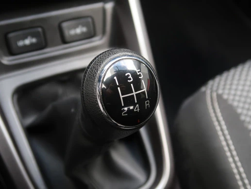 Suzuki Vitara - Afbeelding 25 van 29