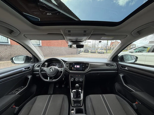 Volkswagen T-Roc - Afbeelding 13 van 27